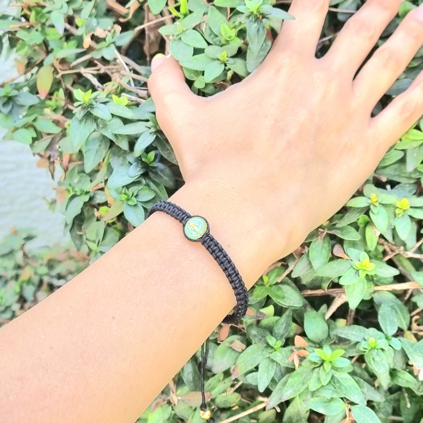 PULSERA HILO SAN BENITO ENCAPSULADO