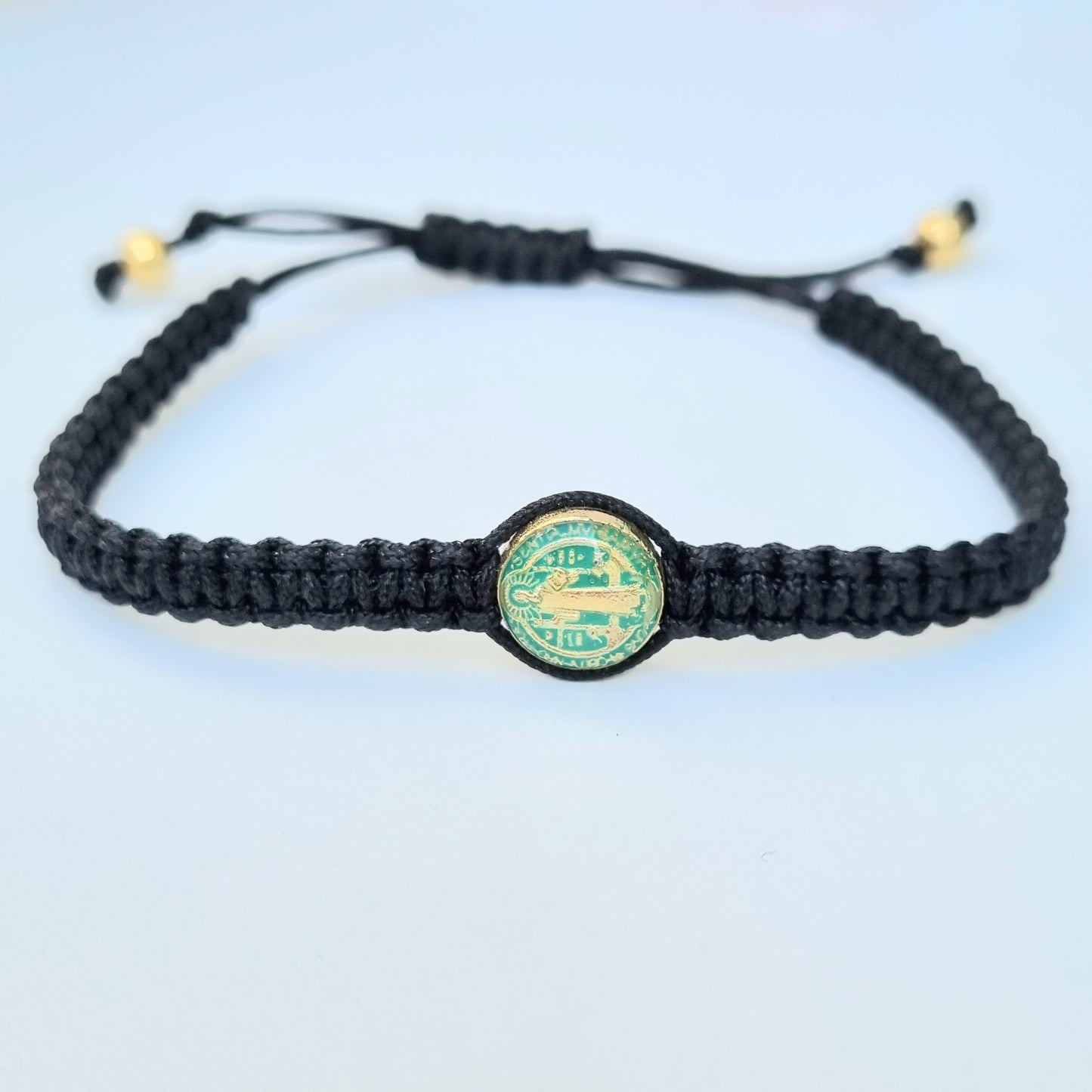 PULSERA HILO SAN BENITO  ENCAPSULADO