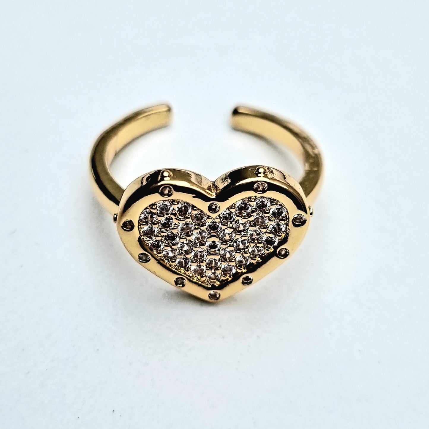 ANILLO CHAPA DE ORO CORAZÓN CON ZIRCONIA